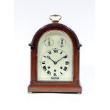 An Edwardian mahogany mantel clock with