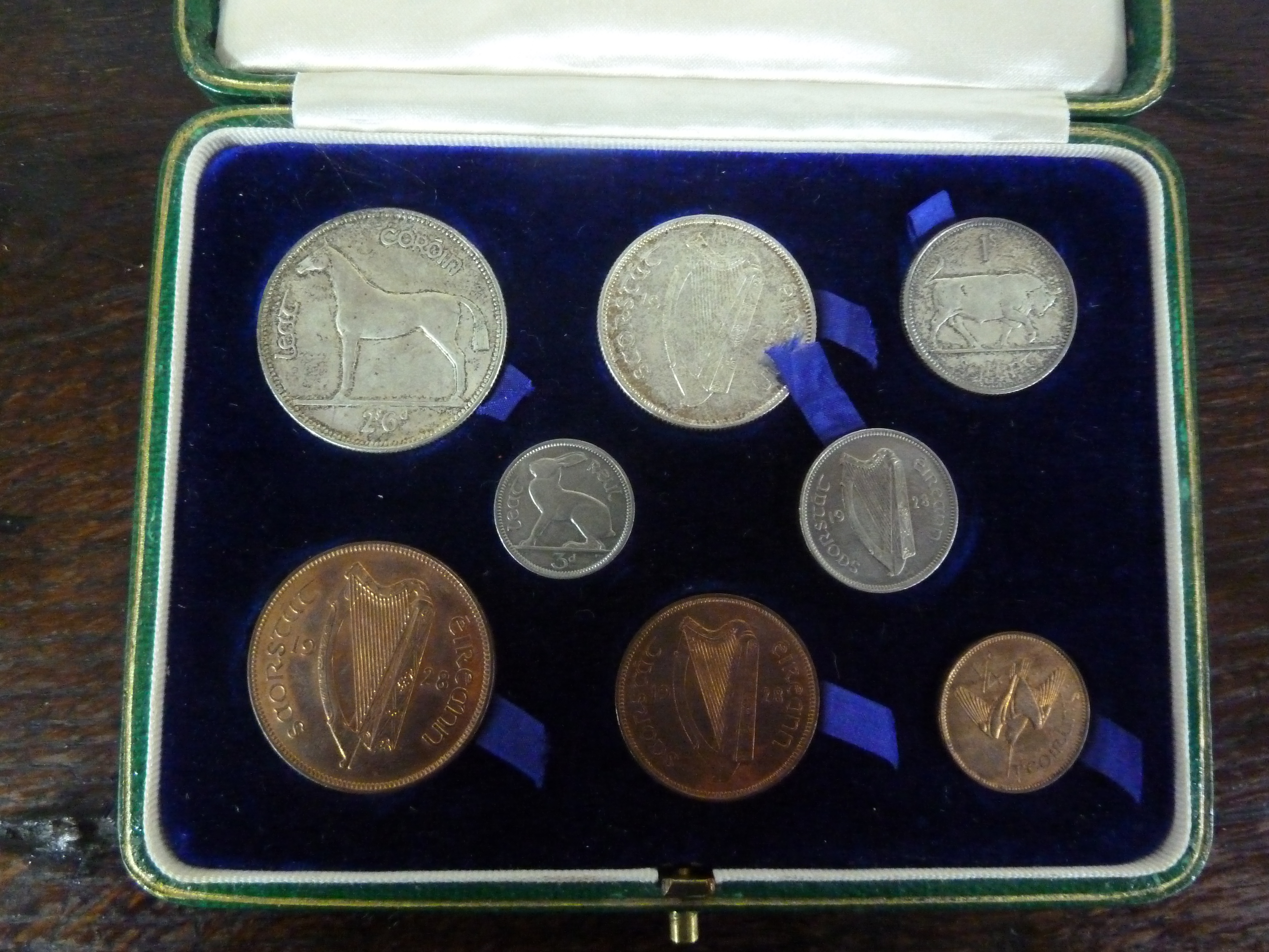 An Irish Free State proof set of eight coins, 1928, - Image 4 of 5