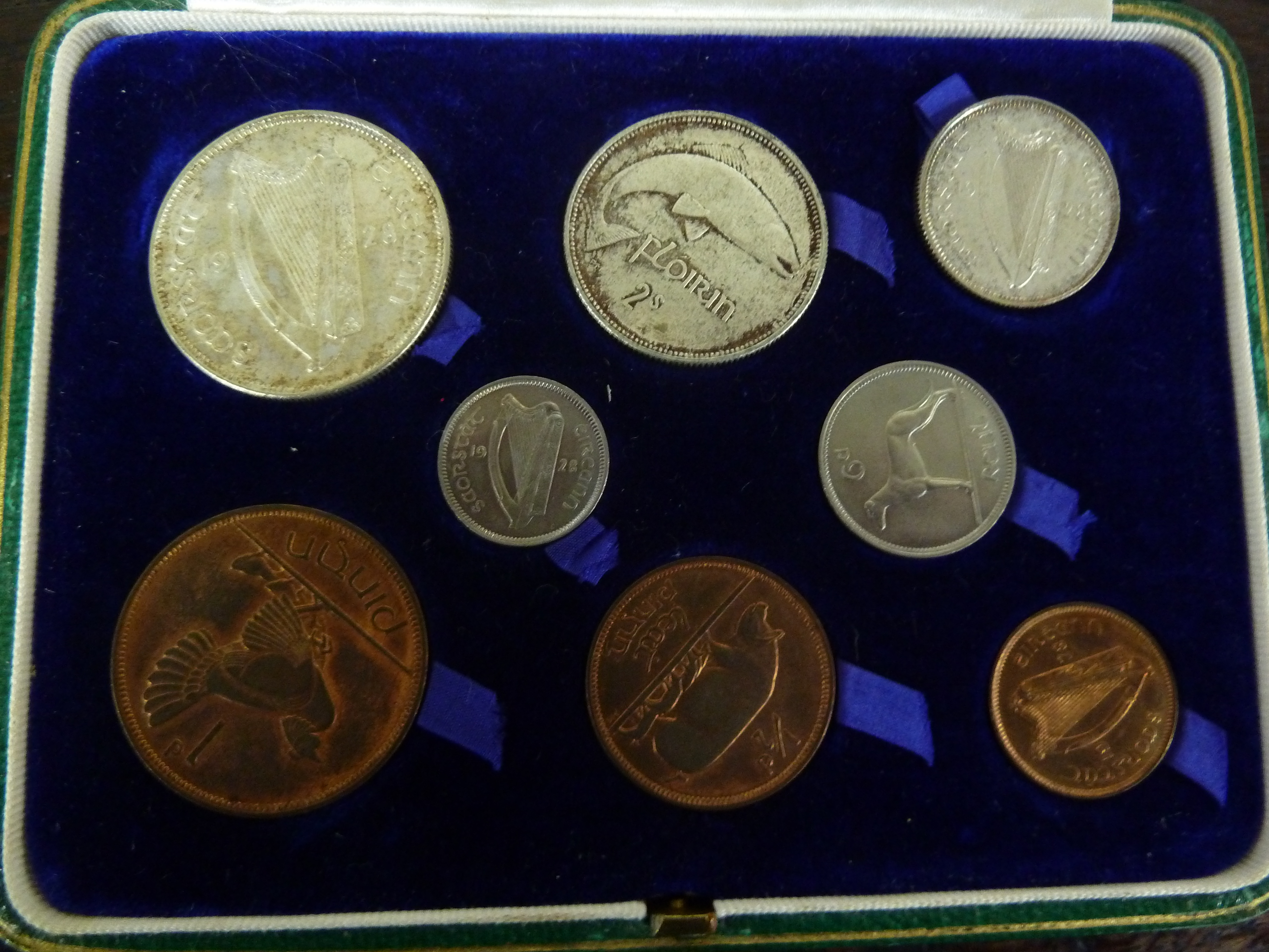 An Irish Free State proof set of eight coins, 1928, - Image 2 of 5