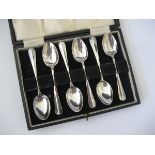 6 silver Spoons In presentation box (2 oz) Sheffield