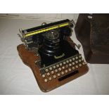 Early 20th Century oak cased Hammond typewriter