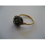 18 Carat Gold Emerald and Diamond Ring (3.3 g)