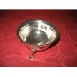 A silver sugar bowl raised on three pad feet Chester 1923