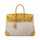 SAC BIRKIN 35 EN CUIR TOGO SOLEIL & TOILE H BEIGE, GARNITURE EN MÉTAL ARGENTÉ PALLADIÉ
HERMÈS,