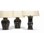 A PAIR OF CHINESE MIRROR BLACK AND GILT VASES
KANGXI PERIOD (1662-1722)
Each vase decorated with