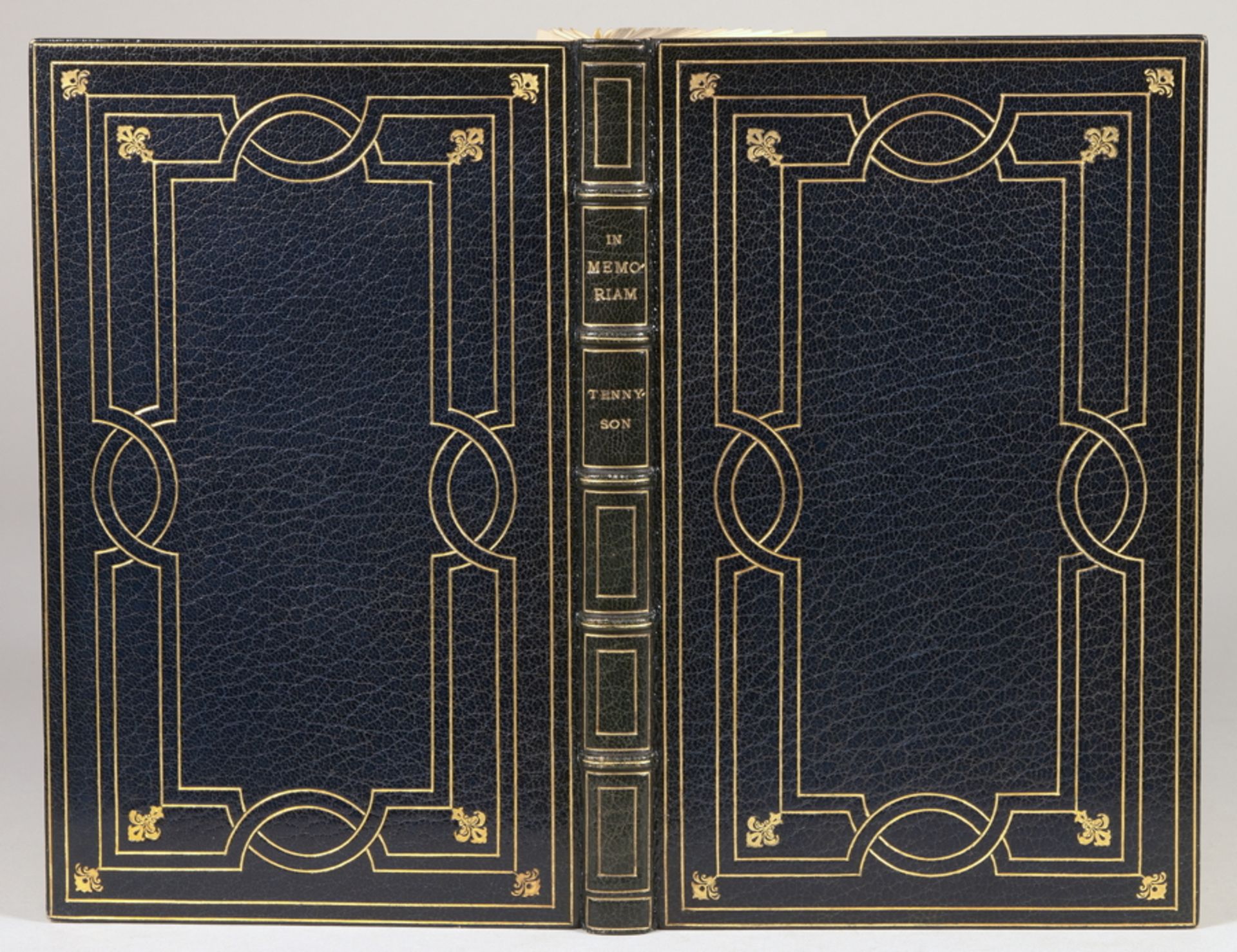 Vale Press - Alfred Tennyson. In memoriam. London, Hacon and Ricketts 1900. Mit Holzschnitt-