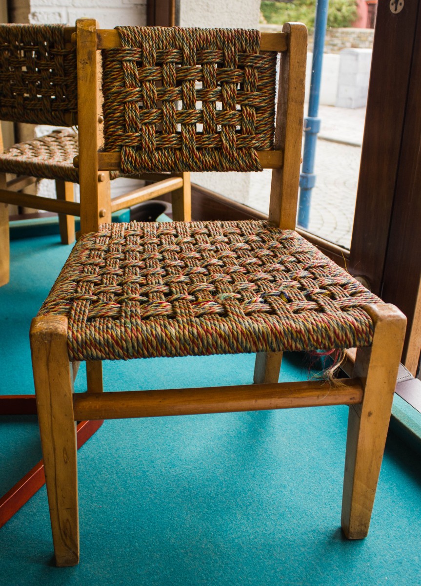 2 SUGAN CHILDS CHAIRS