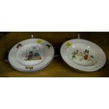 2 DISNEY WARMING PLATES