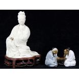 (lot of 2) Chinese ceramic figures, consisting of a Shiwan group of two scholars playing chess;