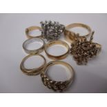 Eight 9ct yellow & white gold rings approx 32g in total