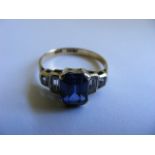 Ladies 9ct Gold Art Deco Sapphire & White Stone Ring 2.9g