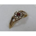 Ladies 9ct Garnet Ring