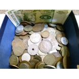Coins - Quantity of various foreign coinage and bank notes