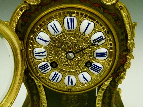 19th Century French ormolu mounted buhl and red tortoiseshell cased mantel clock, the dial with blue - Image 4 of 6