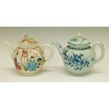 18th Century Worcester polychrome decorated globular teapot decorated with chinoiserie figures,