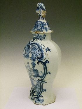 19th Century Dutch Delft baluster vase and cover having blue and white painted decoration - Image 2 of 9