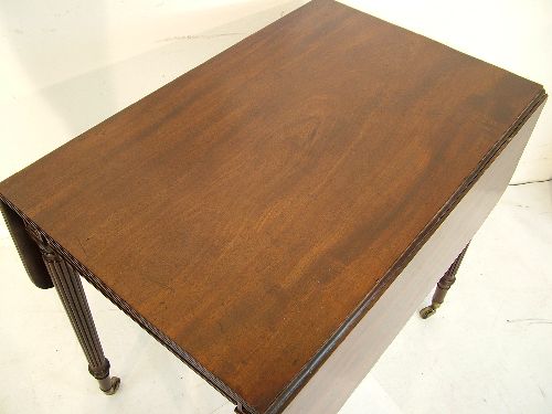 Gillows of Lancaster - Regency mahogany two flap Pembroke tea table having a reeded edge and - Image 2 of 6