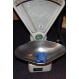 AVERY WEIGHING SCALES