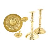 QUATTRO OGGETTI IN METALLO DORATO fogge e misure diverse A SET OF METAL-GILT PIECES (4) Different