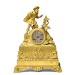 OROLOGIO DA TAVOLO IN BRONZO DORATO Francia, XIX Sec. quadrante circolare con indici numeri