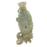 A Chines Jade perfume bottle Shaped as a goat, minor defects 20th century 7,5x14,5 cm.