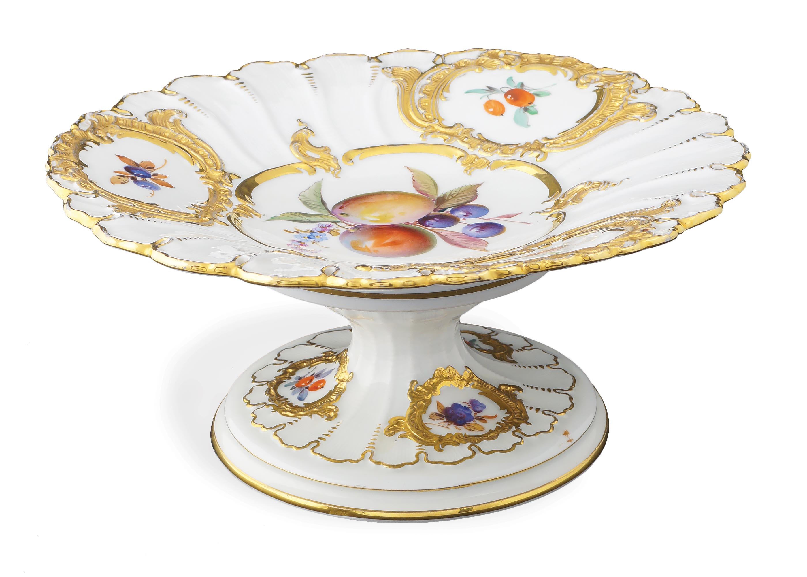 A Meissen porcelain centerpiece Decorated with fruits and partially gilt, mark under the base late