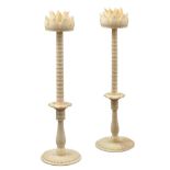 A pair of ivory candelabra On circular base Colonial art, 19th century h. 18 cm.