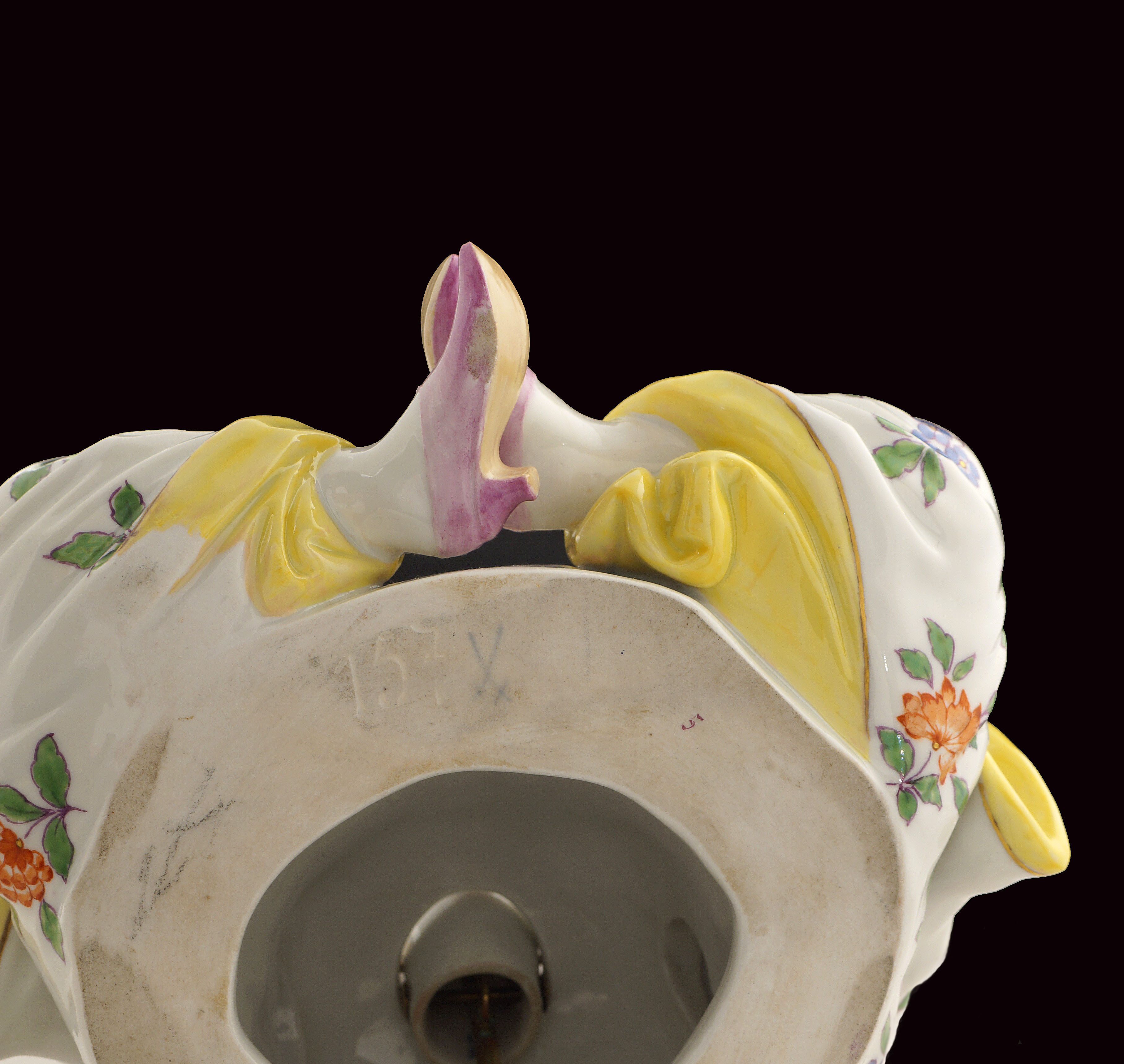 A Meissen porcelain nodding Pagoda Rich floral decorations, tongue and hands swinging when in - Image 3 of 3