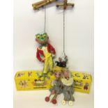 Pelham Puppets: SL9 Frog (VG in G/VG box); A8 Cat (G/VG in G/VG box); 2 x unboxed Jumpettes (F).