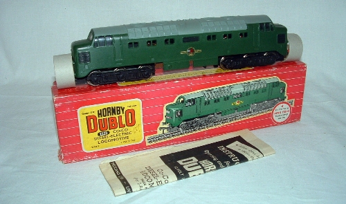 HORNBY 2R 2232 BR Green CO-CO Diesel Locomotive.