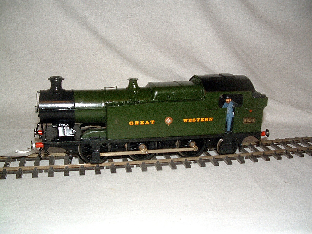 0 Gauge Kit Built Brass GWR Green Class 56XX 0-6-2T no 5624.