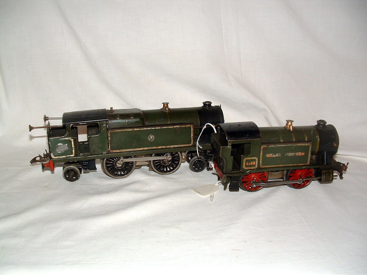 HORNBY 0 Gauge - 2 x C/W GWR Green Tanks - a no 2 Special 4-4-2T c 1935 - GWR Buttons to Boiler - Image 2 of 2