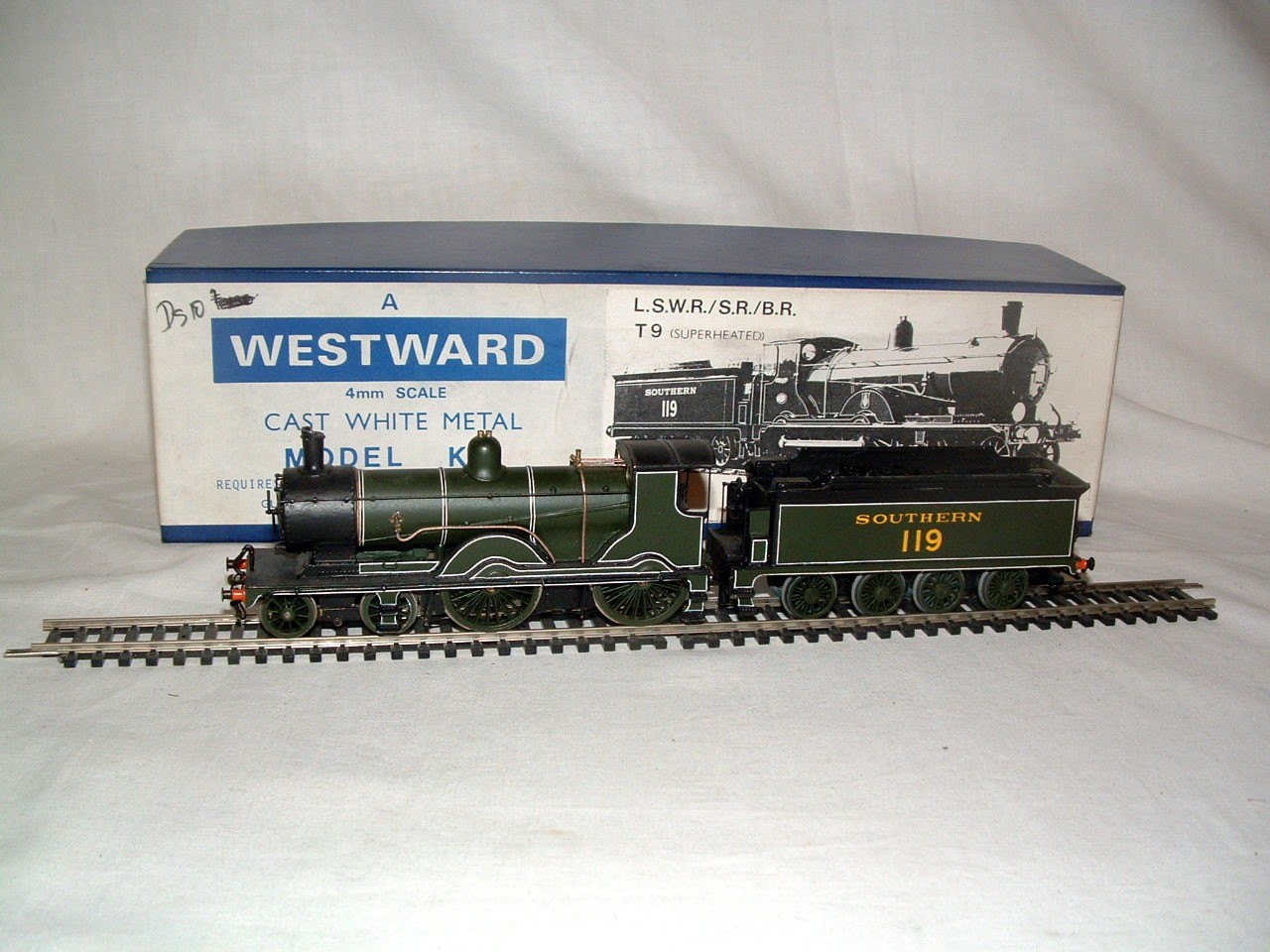 A WESTWARD Models Kit Built white metal SR Olive Green T9 4-4-0 and 4 axle Tender no 119.