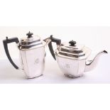 Cooper Brothers Sheffield EPNS Tea & Coffee Set, consisting of classic form tea pot, Coffee pot,
