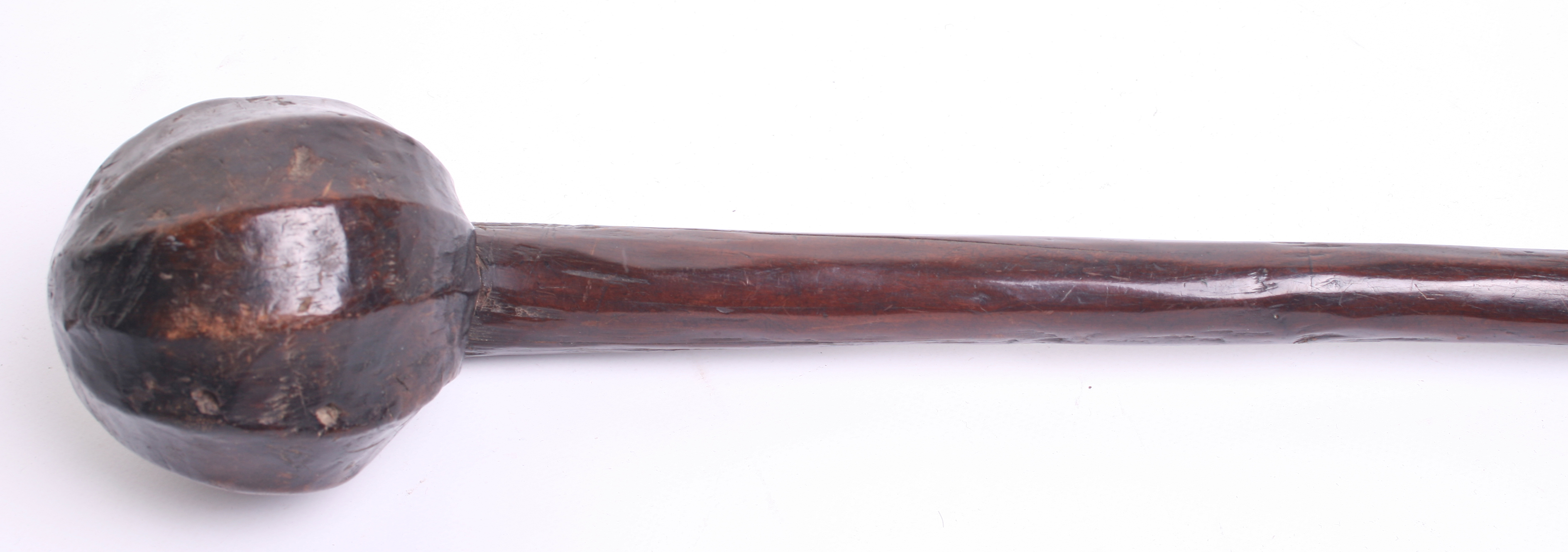 Zulu Warriors Knobkerrie of hard wood with bulbous ball end. Measures 68 cm in length. Good - Image 7 of 7