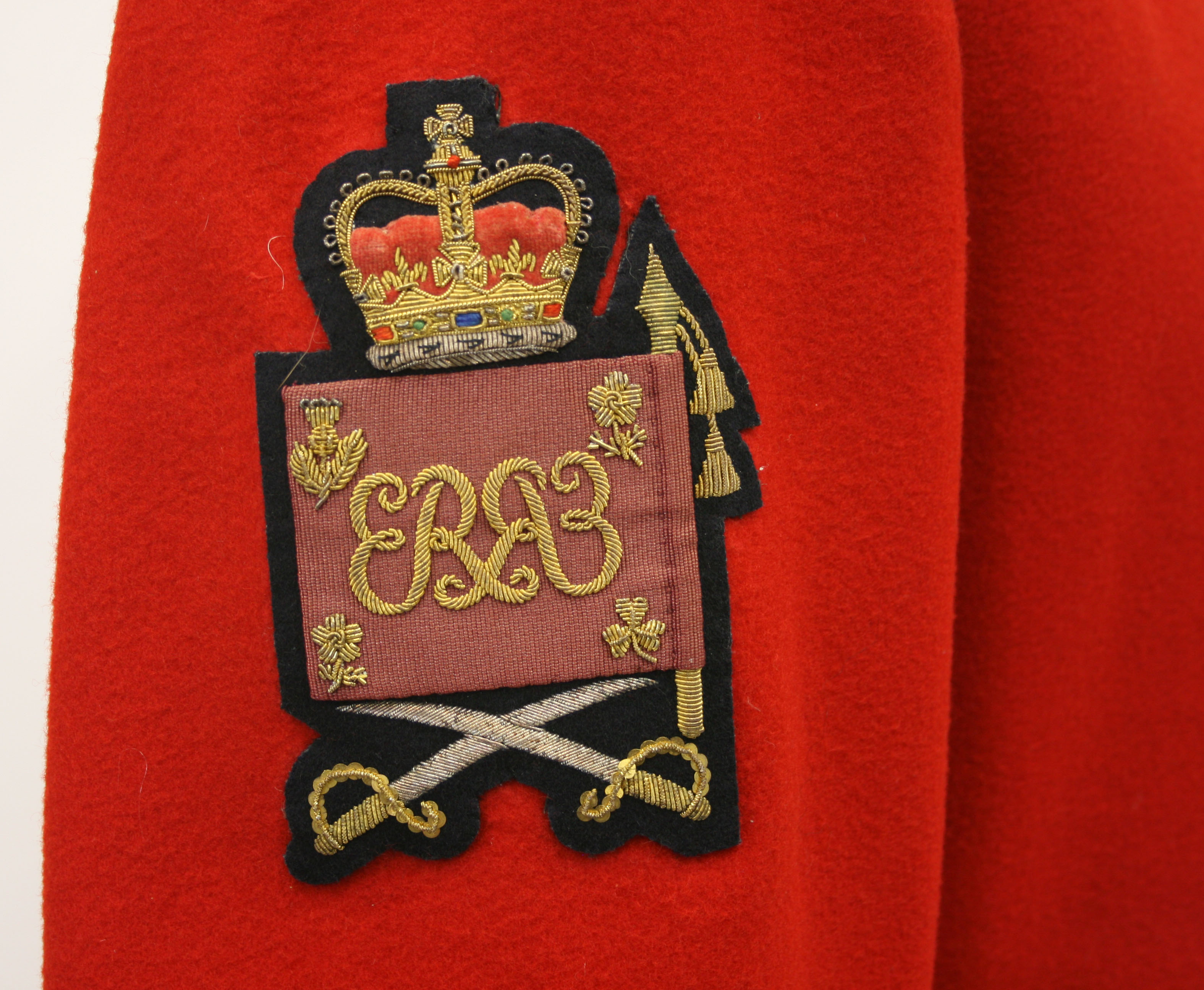Post 1953 Grenadier Guards Colour Sergeants / Warrant Officers Dress Tunic of fine red cloth with - Image 3 of 5