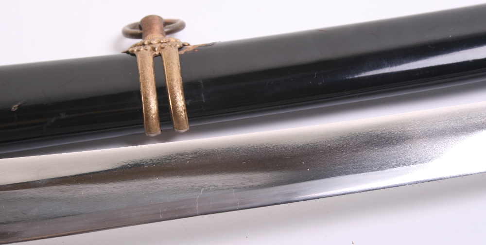 WW2 Japanese Naval Officers Sword complete with its original black lacquered scabbard. Plain tsuba - Image 5 of 10