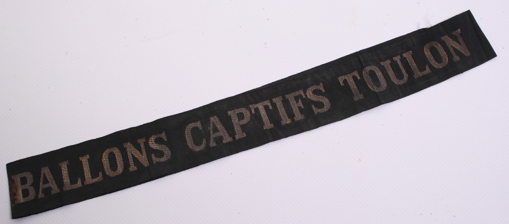 Great War French Naval Air Service Balloon Section Cap Tally, being gilt wire on black ribbon,