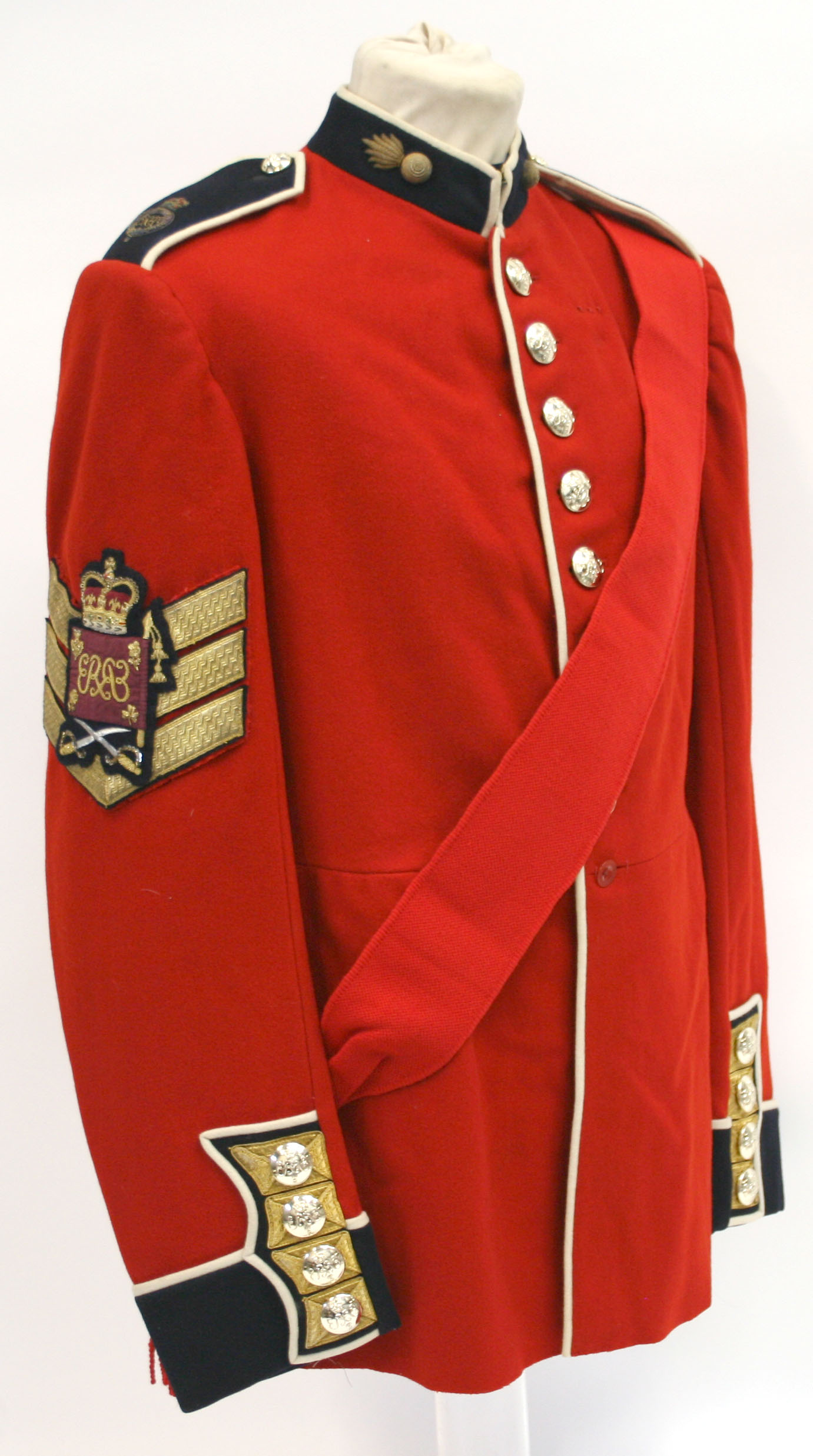Post 1953 Grenadier Guards Colour Sergeants Dress Tunic of fine red cloth with staybright regimental