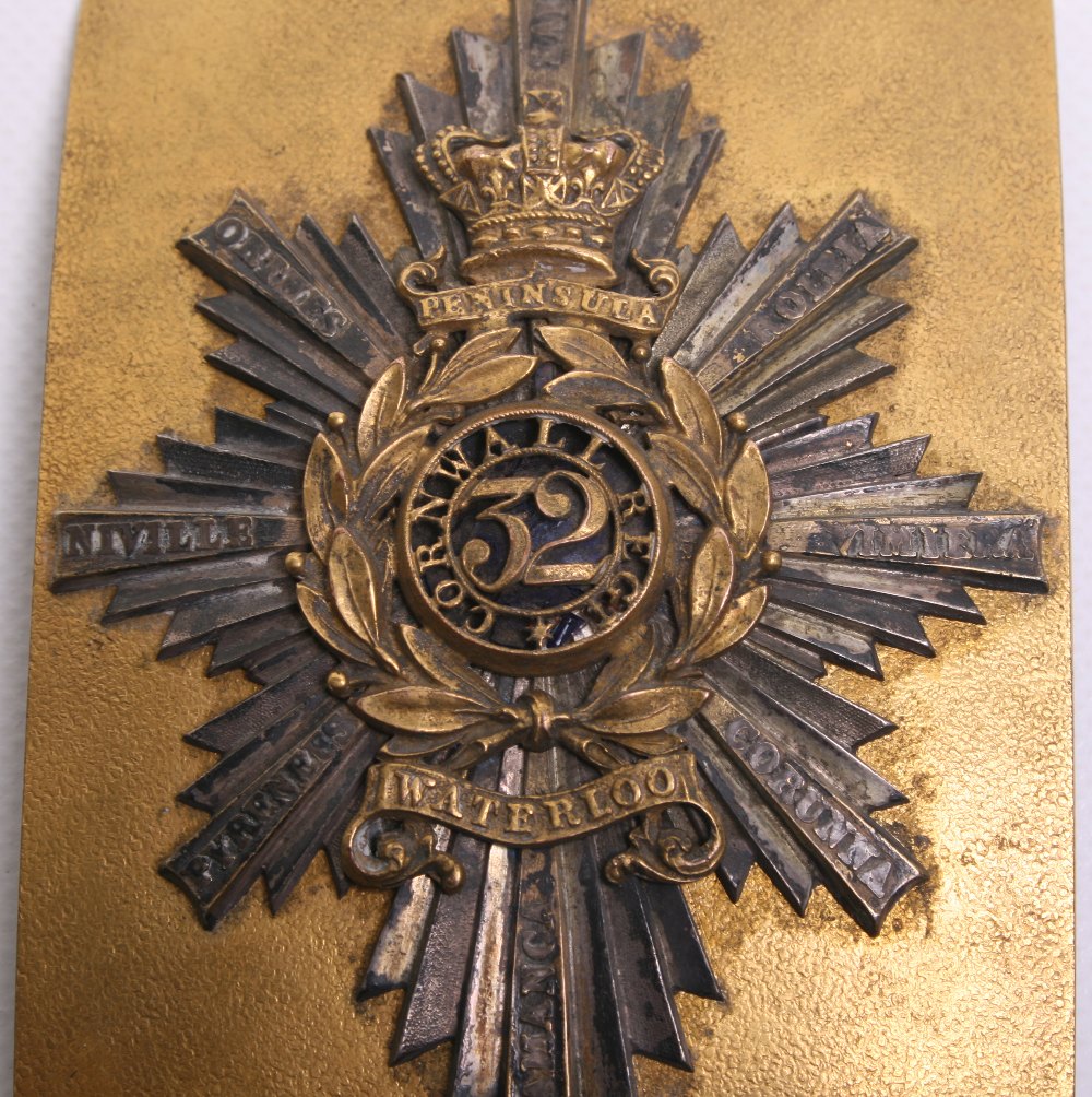 Very Fine and Rare Officers Shoulder Belt Plate 32nd Cornwall Regiment circa 1842-1855, - Image 2 of 3