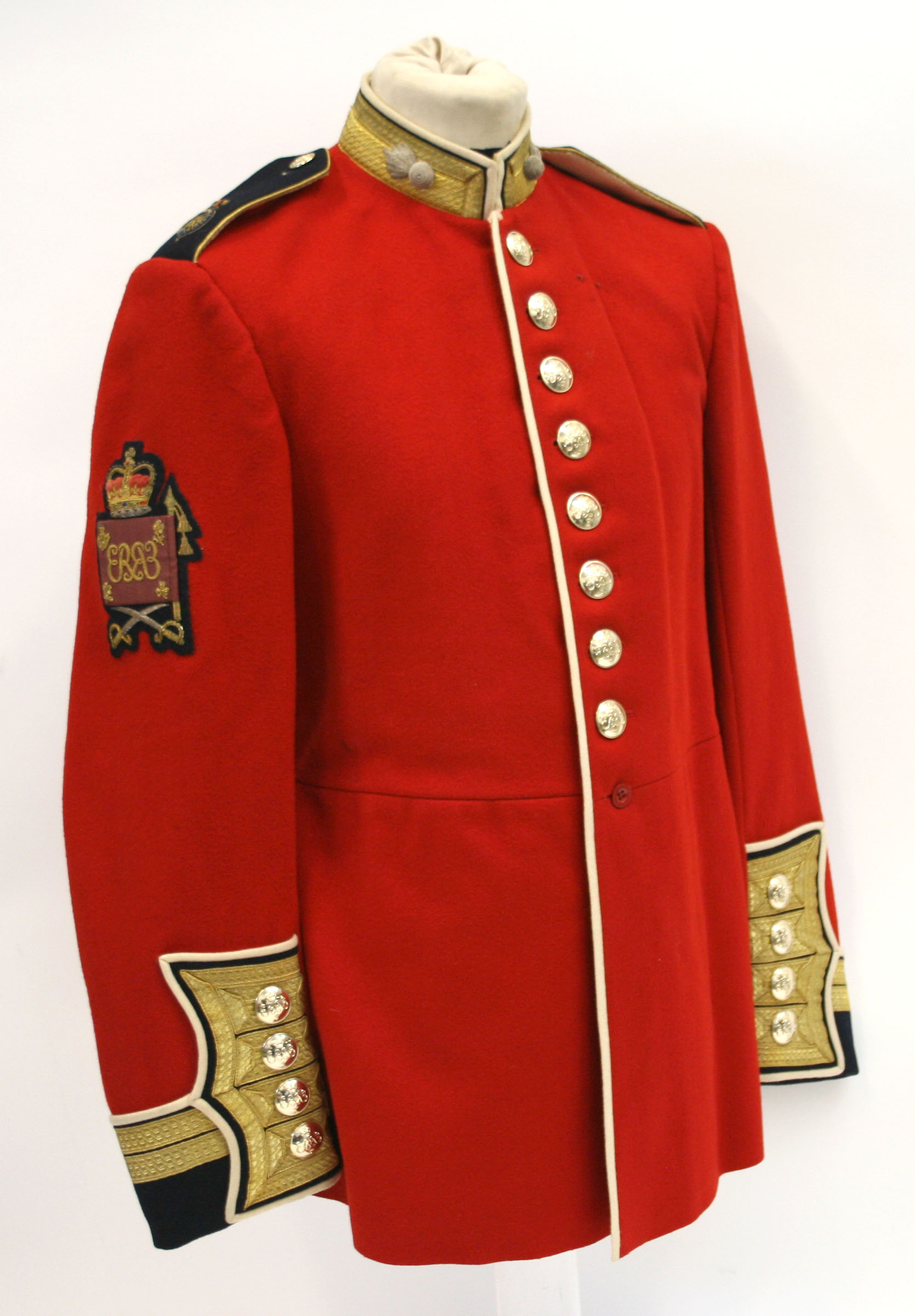 Post 1953 Grenadier Guards Colour Sergeants / Warrant Officers Dress Tunic of fine red cloth with - Image 2 of 5