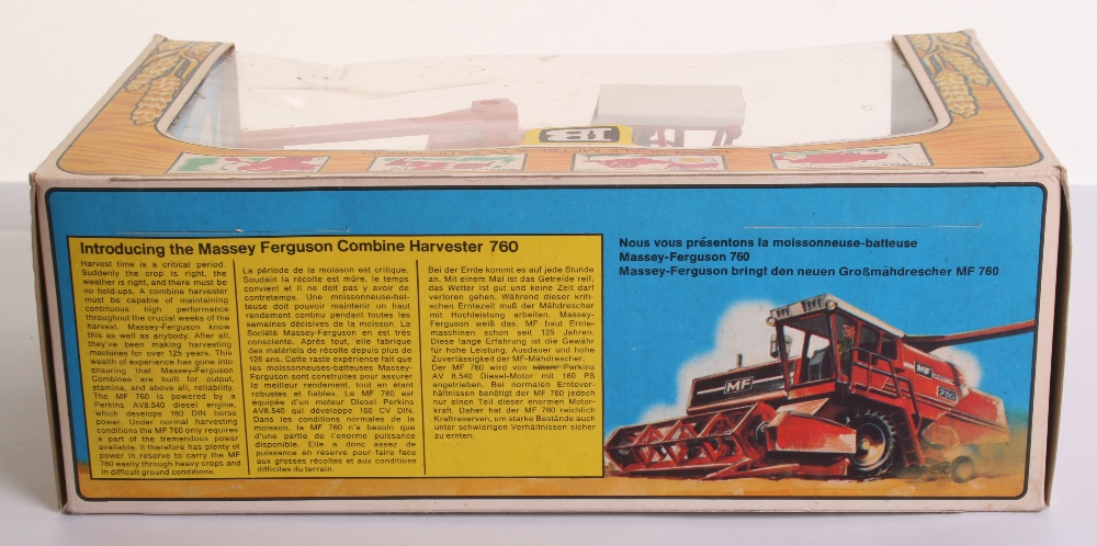 Britain’s 9570 Massey Ferguson Combine Harvester, 1:32nd scale metal & plastic model, in 1st issue - Image 2 of 3