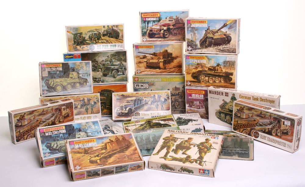 Quantity of Model Kits, including Airfix 2 x 00Scale Scammel Tank Transporters, 2 x 00Scale 88mm