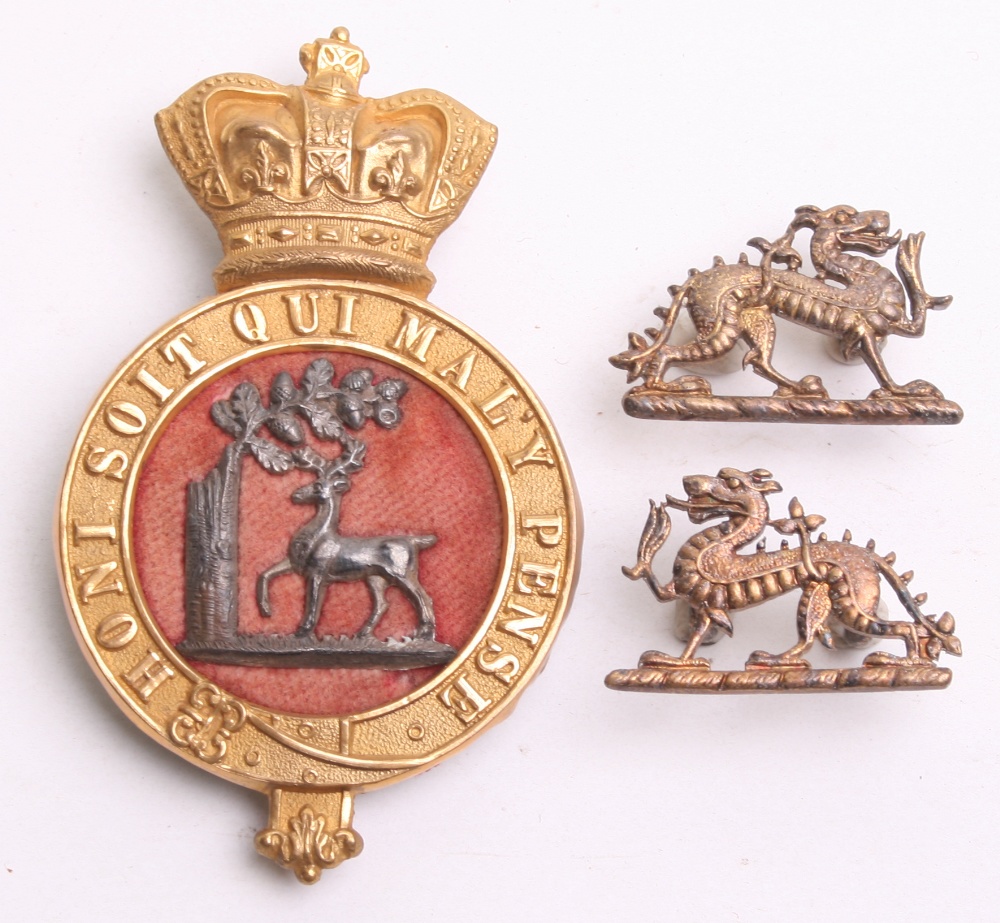 Victorian Royal Berkshire Regiment Officers Glengarry Badge and Collar Badges, gilt crowned garter