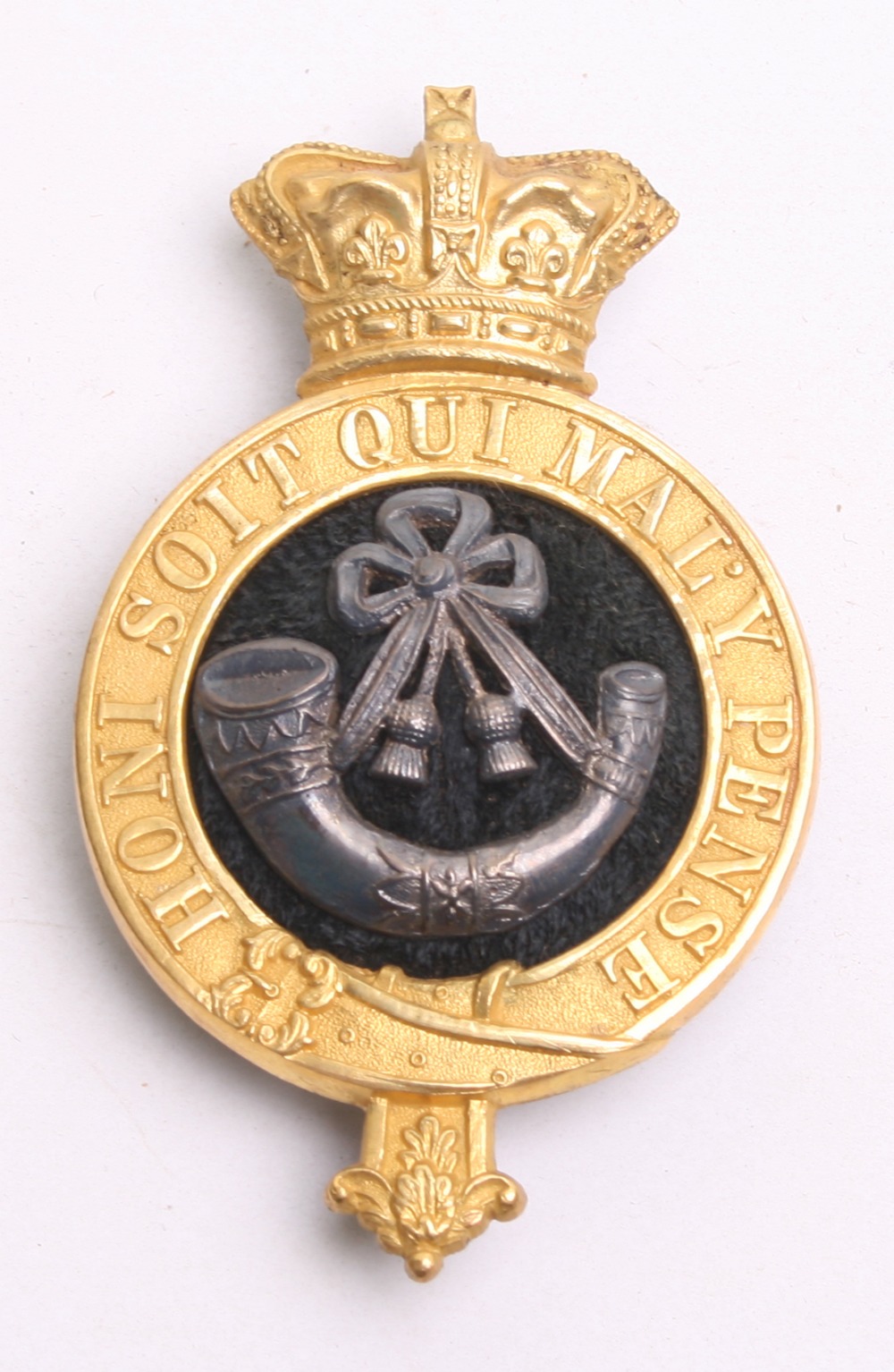 Victorian Durham Light Infantry Officers Glengarry Badge and Collar Badges, fine gilt glengarry - Image 2 of 5