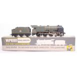 Wrenn OO Gauge Royal Scot Class Locomotive and Tender (5 pole), 4-6-0 Grenadier Guardsman W.2262/