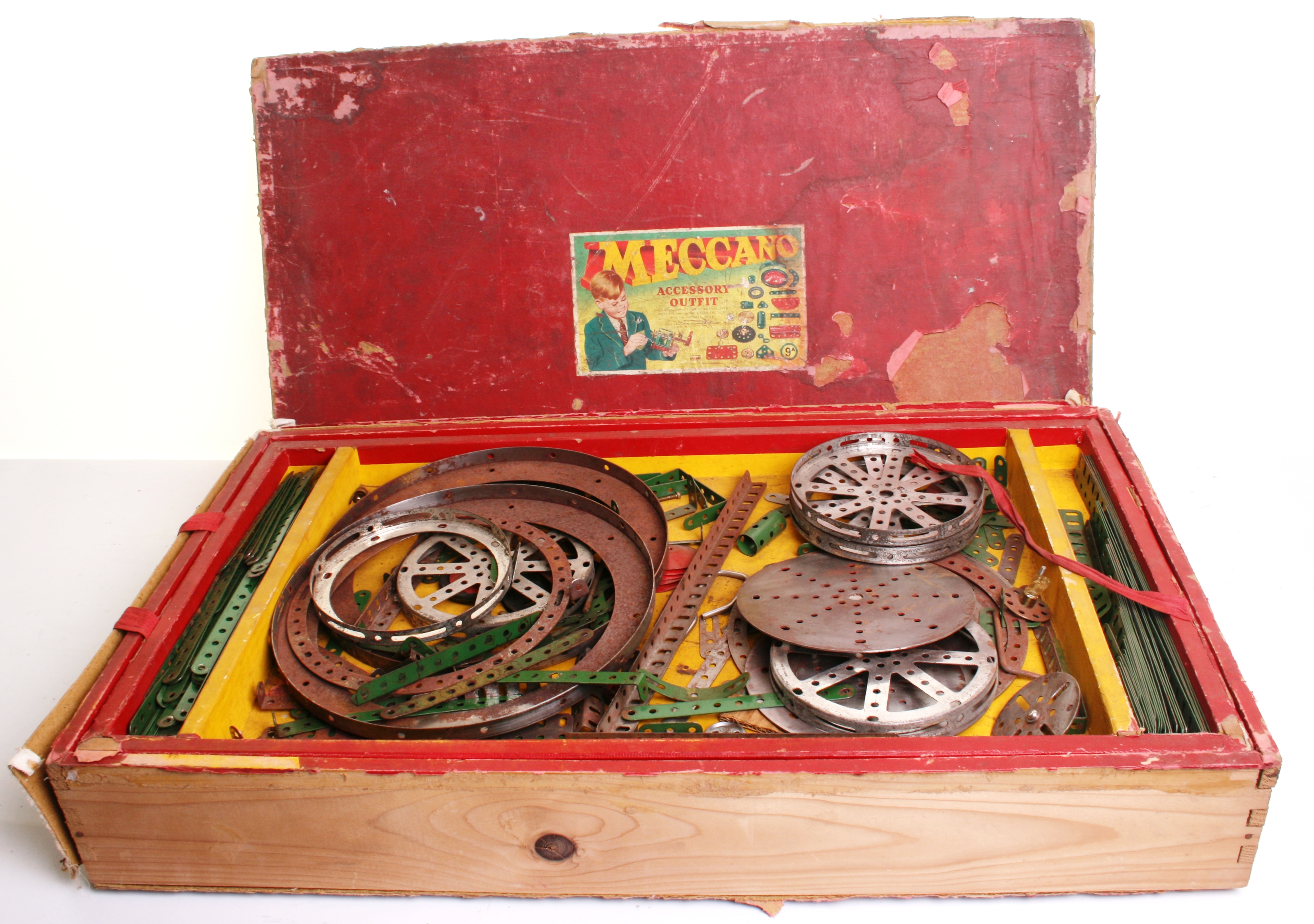 Collection of playworn 1950s Meccano, large selection of mainly red and green component, wheels,