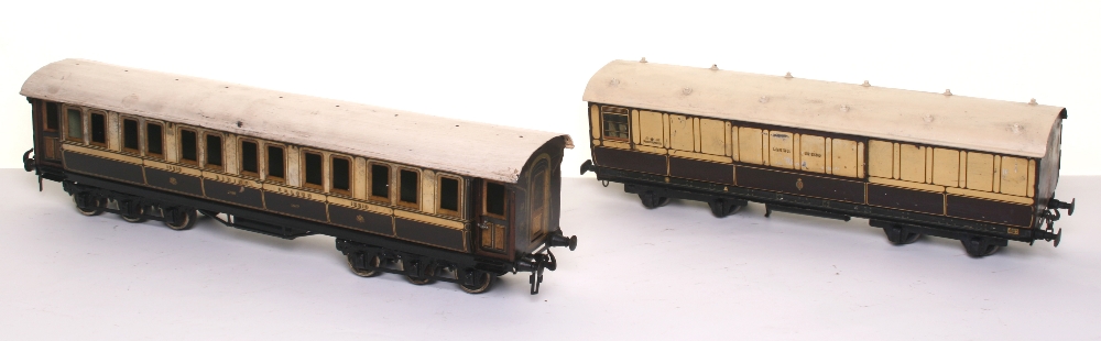 Carette for Bassett-Lowke gauge I L&NWR Dining Saloon, brown/white livery, 12-wheel bogie Dining