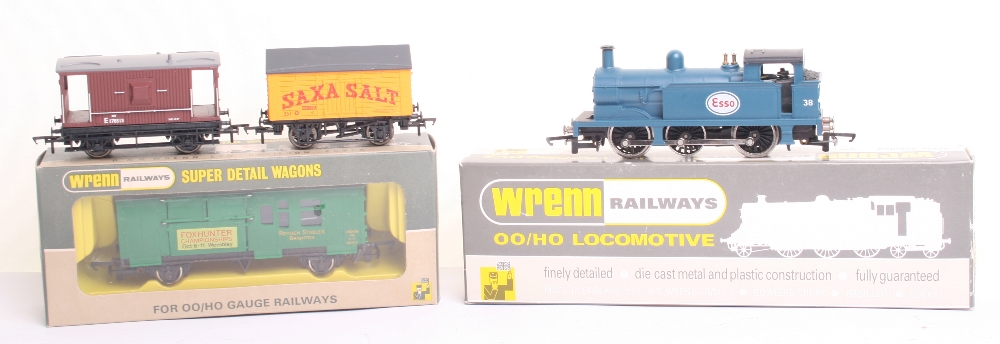 Wrenn  OO Gauge W2201 R1 Class Tank Loco 0-6-0 ‘Esso’  in blue livery no 38 , in near mint - Image 2 of 2