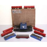 Every Ready OO Gauge London Transport Underground Set, including power car,5 x trailer cars,(one